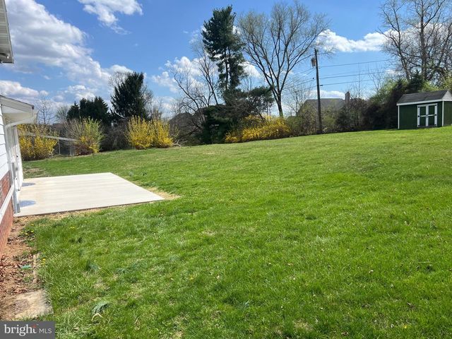 19119 WOODHAVEN DR, Hagerstown, MD 21742