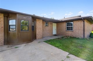 107 Geneva Circle, Gore, OK 74435