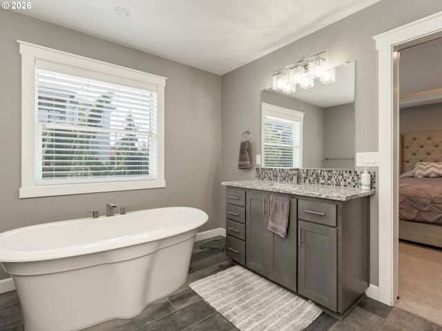 3201 N 10TH St, Ridgefield, WA 98642