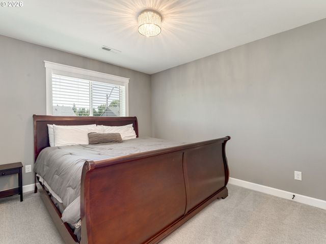 3201 N 10TH St, Ridgefield, WA 98642