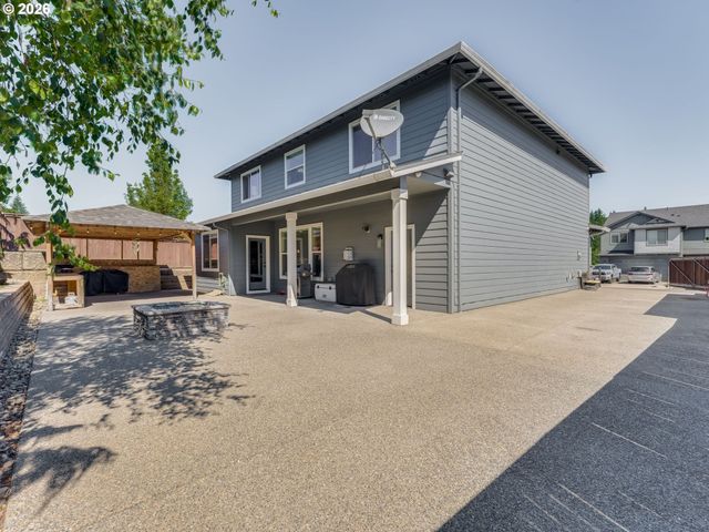 3201 N 10TH St, Ridgefield, WA 98642