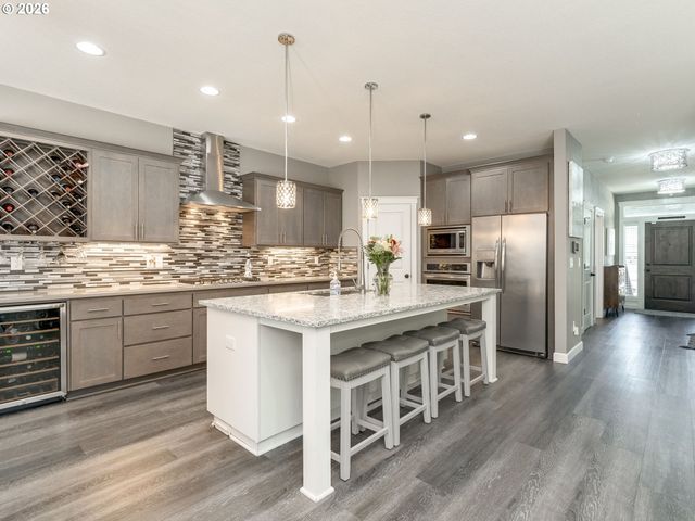 3201 N 10TH St, Ridgefield, WA 98642