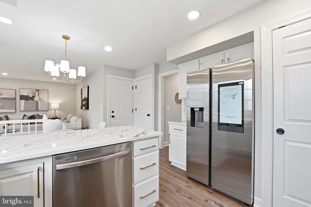 10162 CORYDALIS CT, Manassas, VA 20110