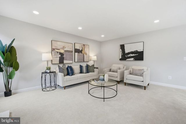 10162 CORYDALIS CT, Manassas, VA 20110