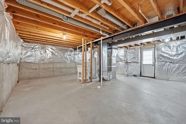 10162 CORYDALIS CT, Manassas, VA 20110