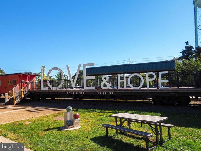 10162 CORYDALIS CT, Manassas, VA 20110