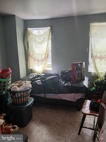 1812 N CHAPEL ST, Baltimore, MD 21213