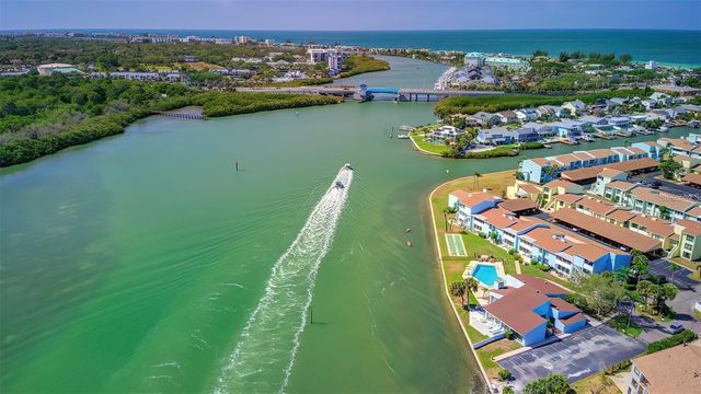 1 WINDRUSH BOULEVARD 81, Indian Rocks Beach, FL 33785