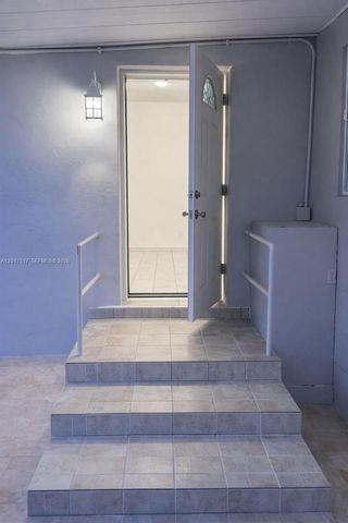 538 E 13th St, Hialeah, FL 33010
