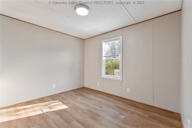 1402 3rd Street, Milton, WV 25541