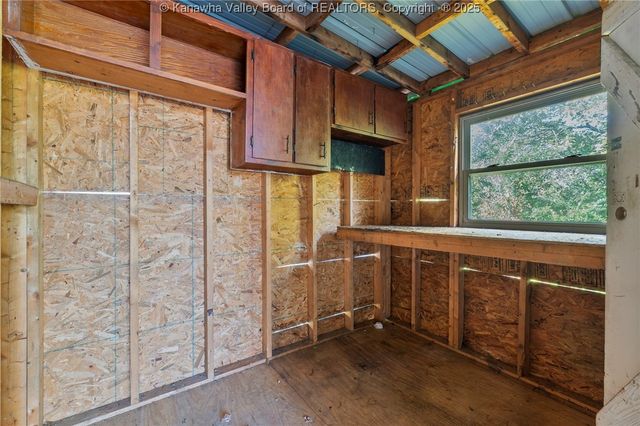 1402 3rd Street, Milton, WV 25541