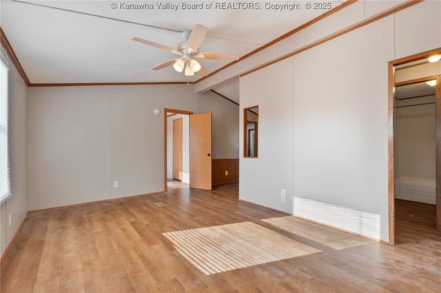 1402 3rd Street, Milton, WV 25541