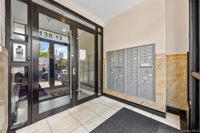 138-12 Northern Boulevard 3E, Flushing, NY 11354