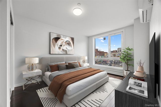 138-12 Northern Boulevard 3E, Flushing, NY 11354