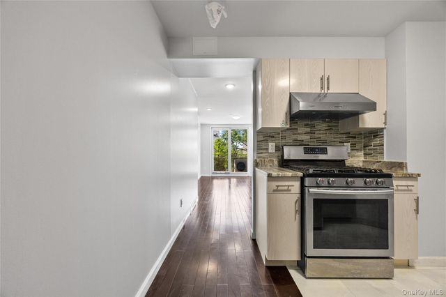 138-12 Northern Boulevard 3E, Flushing, NY 11354