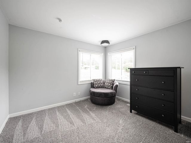 6788 Holly Drive, Newburgh, IN 47630