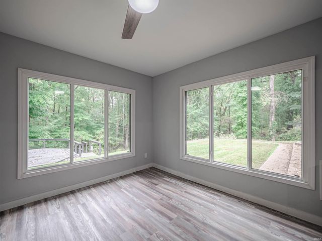 6788 Holly Drive, Newburgh, IN 47630