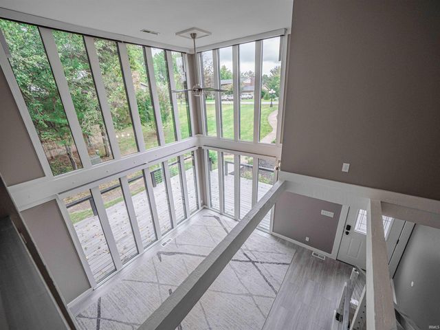 6788 Holly Drive, Newburgh, IN 47630