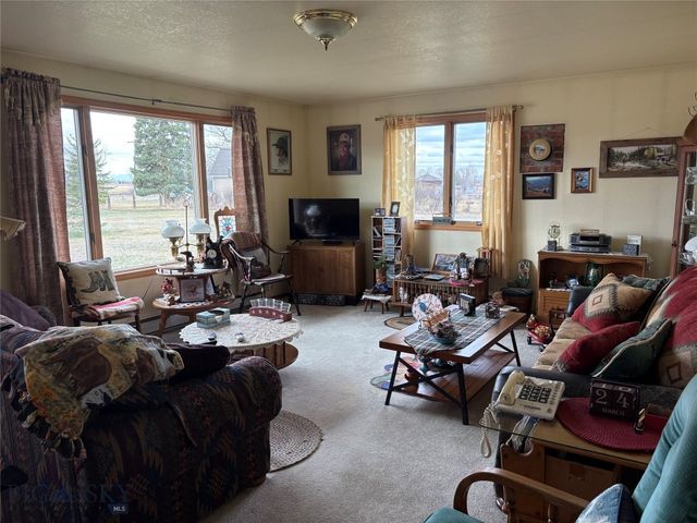 2950 Nelson Road, Bozeman, MT 59718