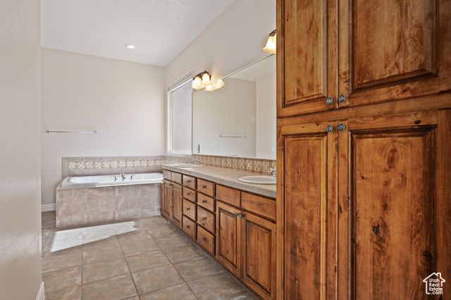 2406 W 750 N, Hurricane, UT 84737