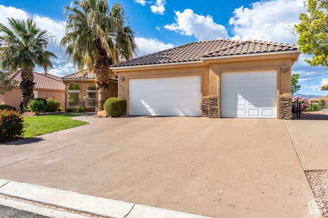 2406 W 750 N, Hurricane, UT 84737