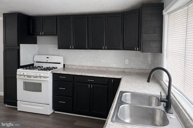 2 COUNTRY ACRES PARK, Myerstown, PA 17067