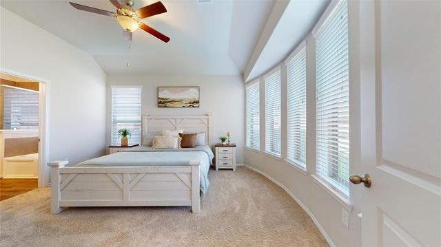 2926 Yaupon Grove Lane, Conroe, TX 77385