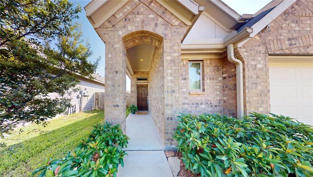 2926 Yaupon Grove Lane, Conroe, TX 77385