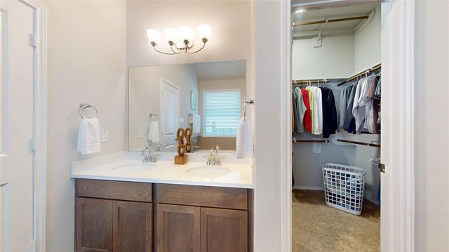 2926 Yaupon Grove Lane, Conroe, TX 77385