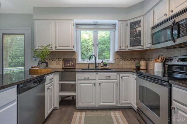 1828 W Tamarron, Springboro, OH 45066