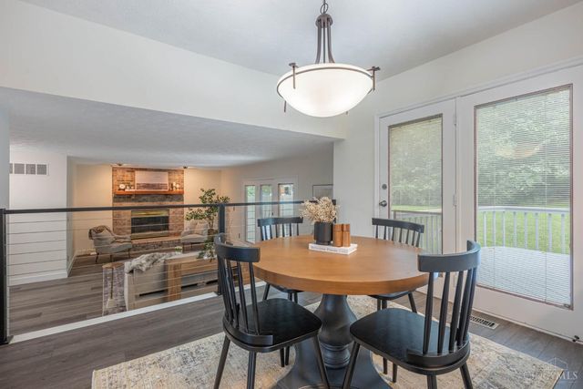 1828 W Tamarron, Springboro, OH 45066
