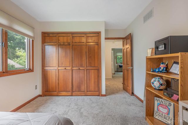 1828 W Tamarron, Springboro, OH 45066