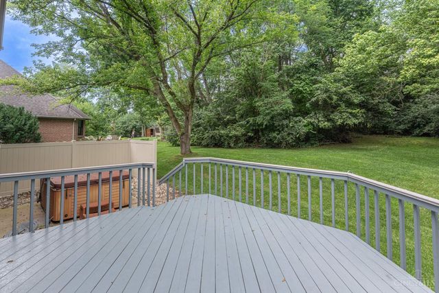 1828 W Tamarron, Springboro, OH 45066