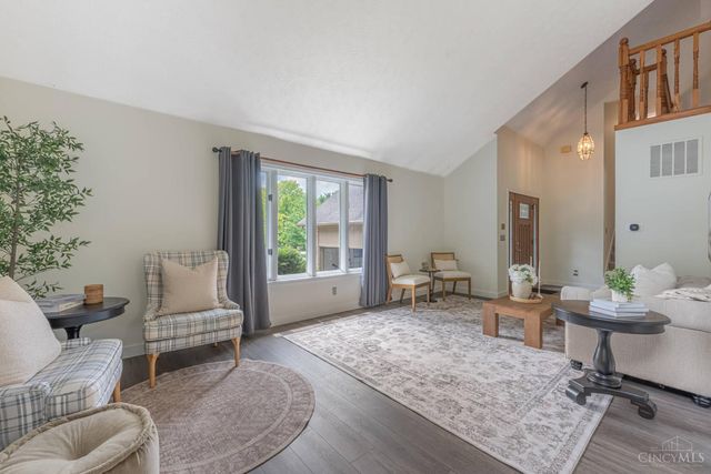 1828 W Tamarron, Springboro, OH 45066