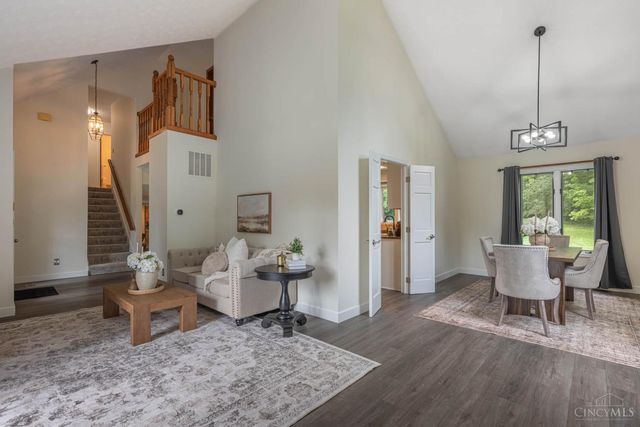 1828 W Tamarron, Springboro, OH 45066