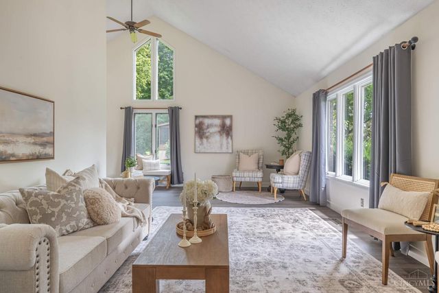 1828 W Tamarron, Springboro, OH 45066