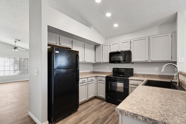 1120 N VAL VISTA Drive 118, Gilbert, AZ 85234