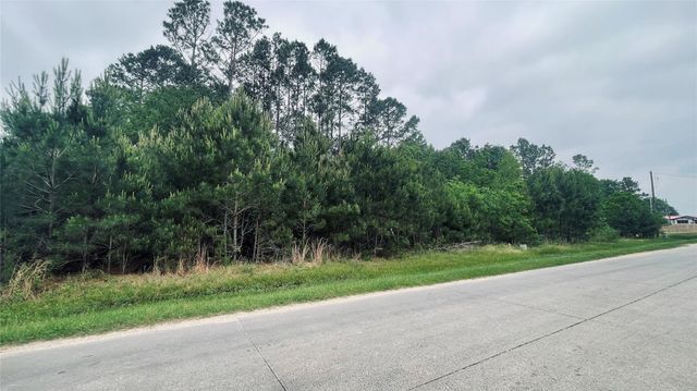 1149 County Road 5010, Cleveland, TX 77327