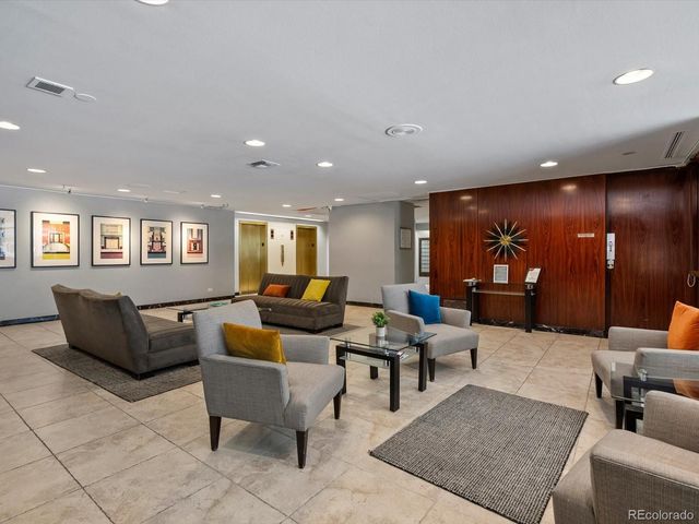 790 N Washington Street 206, Denver, CO 80203