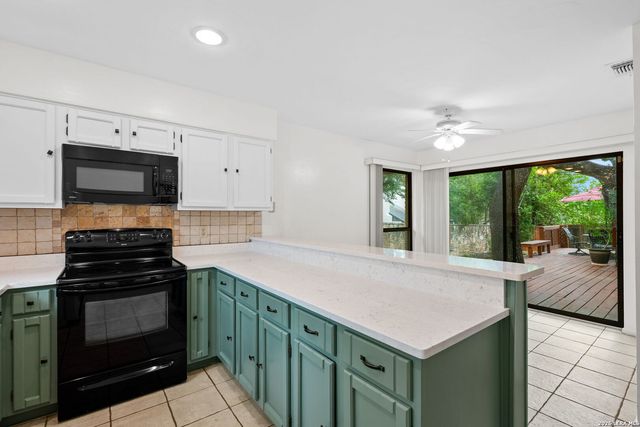 3204 Castledale, San Antonio, TX 78230