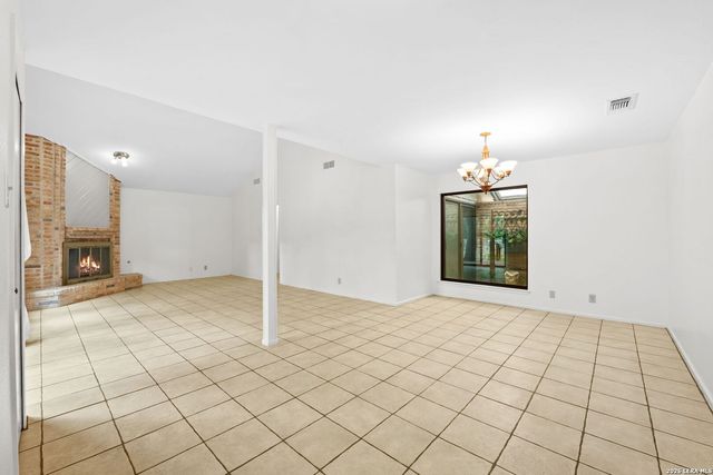 3204 Castledale, San Antonio, TX 78230