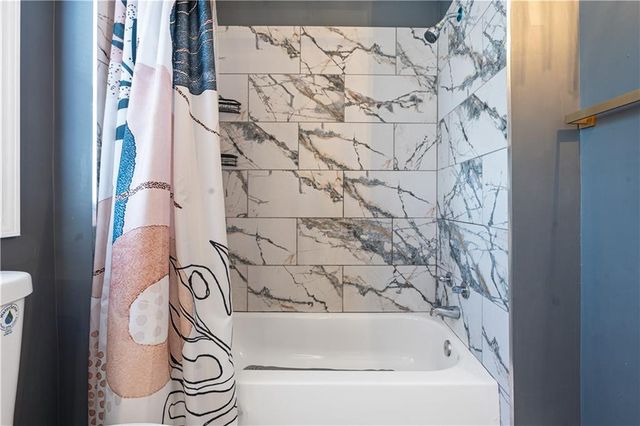 4031 S Benton Avenue, Kansas City, MO 64130