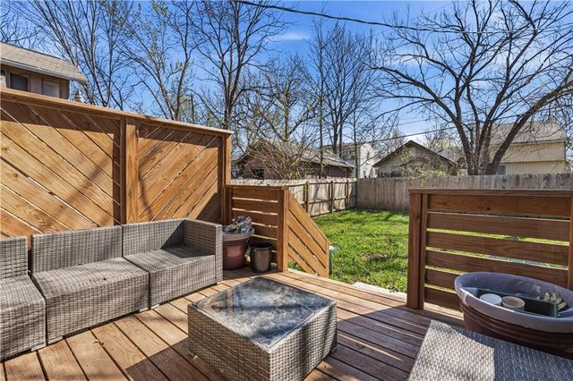 4031 S Benton Avenue, Kansas City, MO 64130