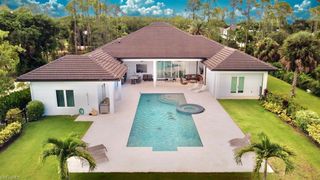 6688 Hunters RD, Naples, FL 34109