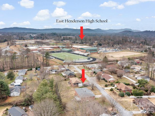 608 S Buena Vista Drive, Hendersonville, NC 28792