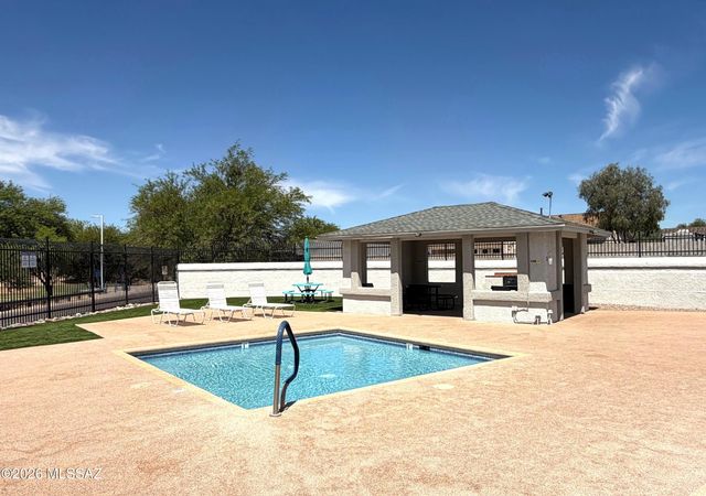 4785 W Rosebay Street, Tucson, AZ 85742