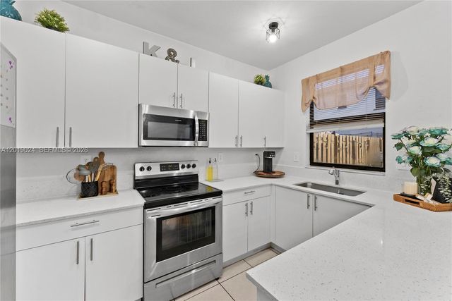 11871 SW 247th Ter, Homestead, FL 33032