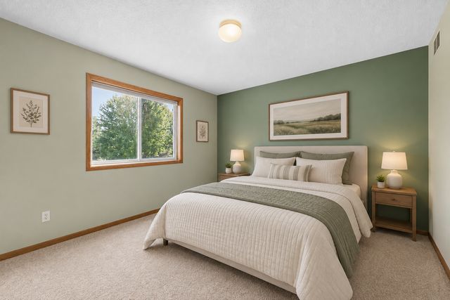 5901 Cardinal Ridge Trail SE, Prior Lake, MN 55372