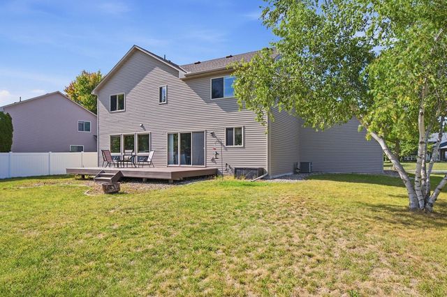 5901 Cardinal Ridge Trail SE, Prior Lake, MN 55372