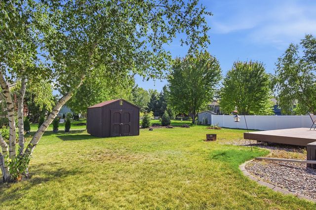 5901 Cardinal Ridge Trail SE, Prior Lake, MN 55372